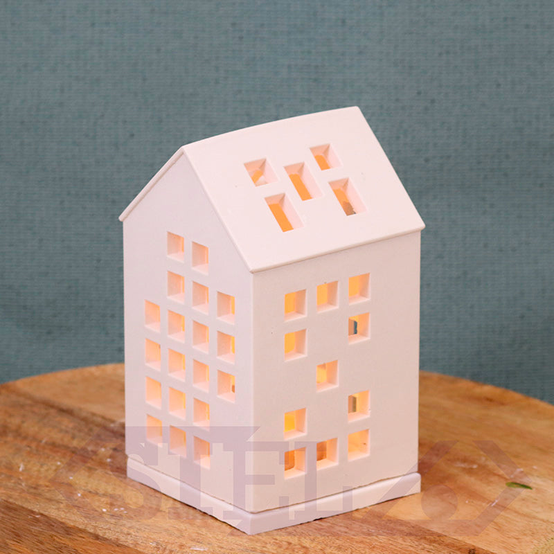 AGATHE - Lichthaus mit vielen Fenstern